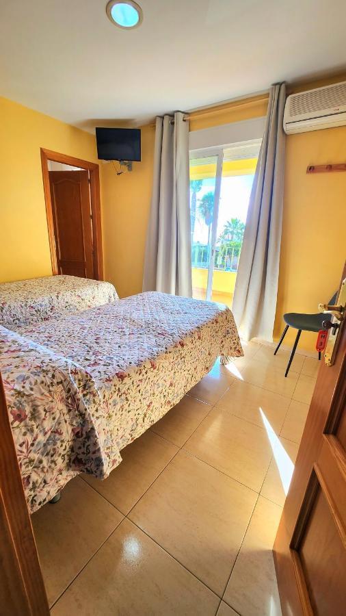 Hostal La Estacion Бенахарафе Экстерьер фото