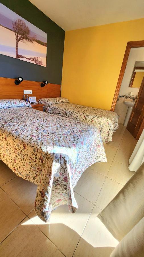 Hostal La Estacion Бенахарафе Экстерьер фото