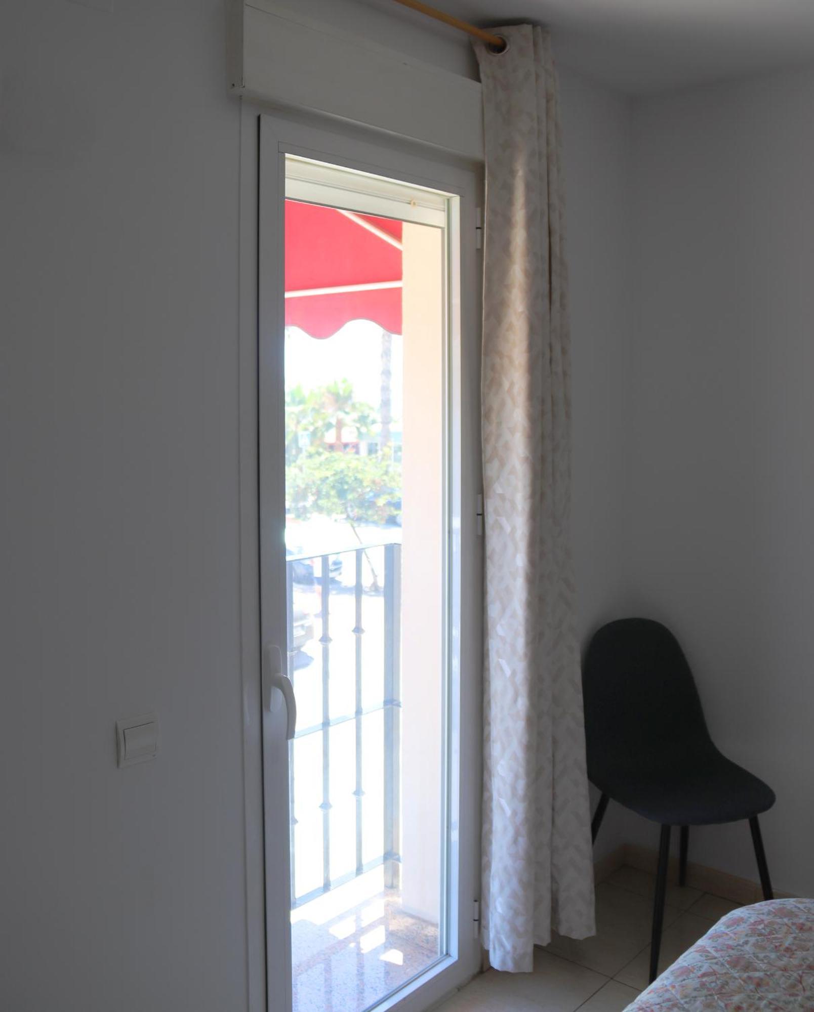Hostal La Estacion Бенахарафе Экстерьер фото